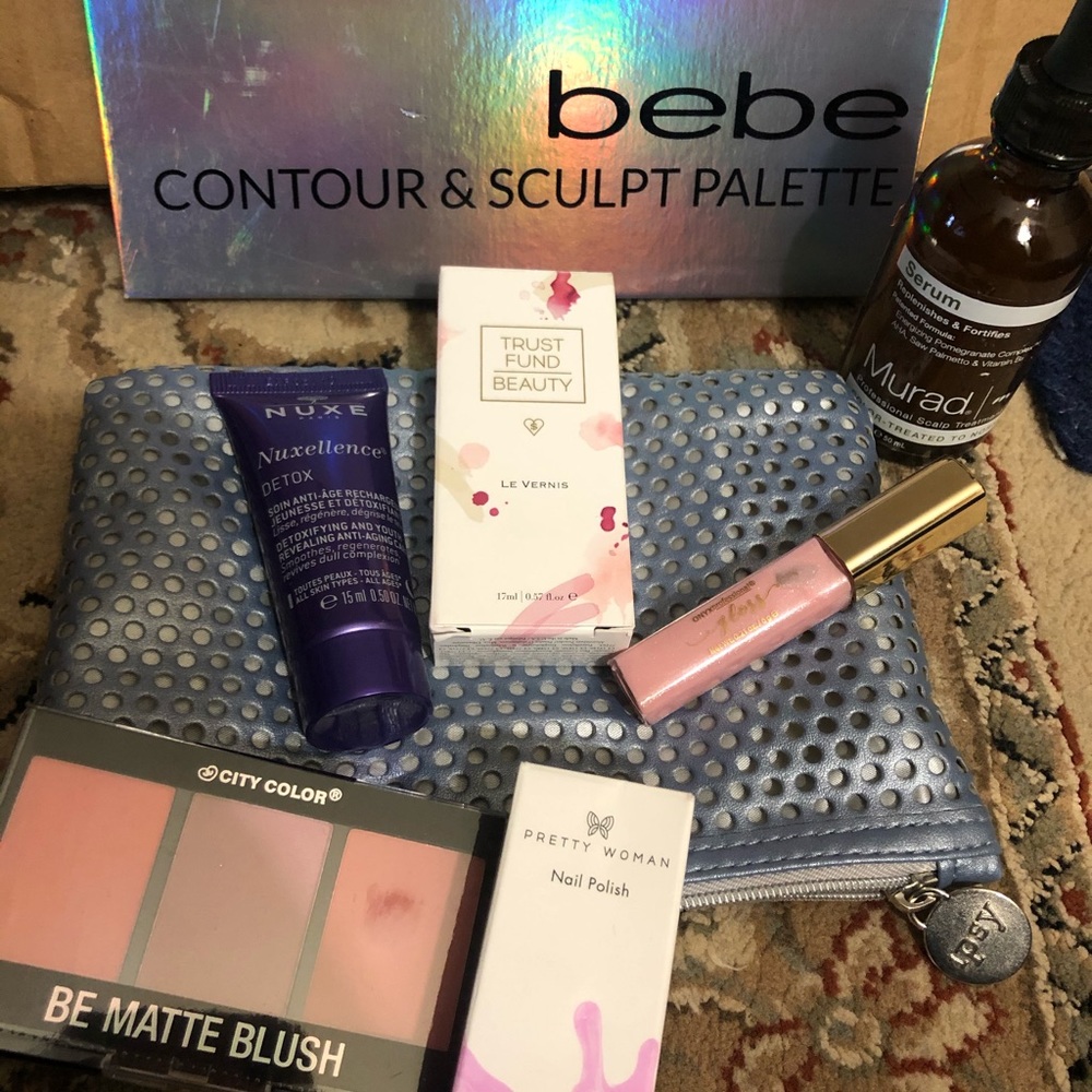 Make up stuff - Picture 6 of 6